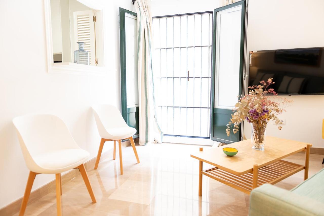 セビリアTourist House Casa Pilatosアパートメント エクステリア 写真