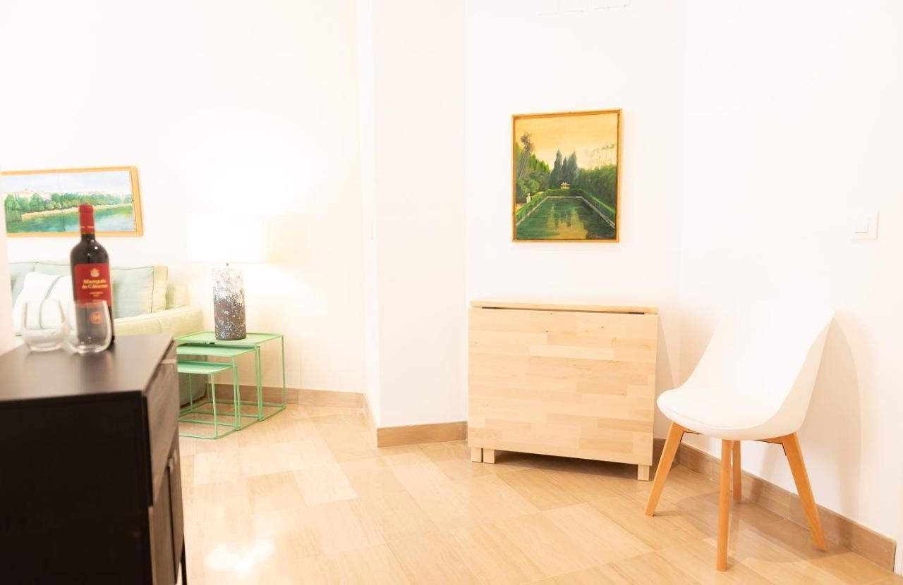 セビリアTourist House Casa Pilatosアパートメント エクステリア 写真